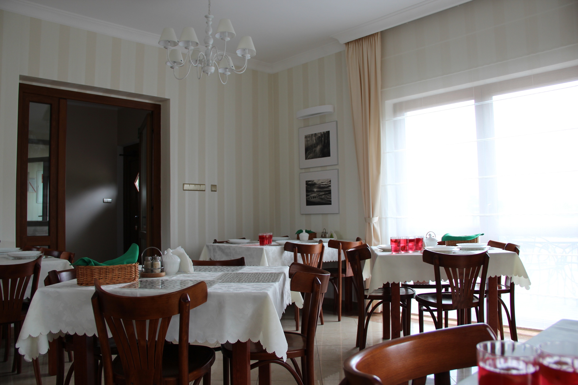 Stołówka i jadalnia – Villa Błękitna Laguna
